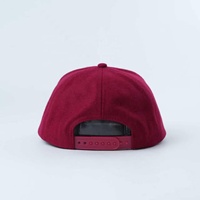 Gorra de Béisbol de Lana Sin Estructura de Alta Calidad con Visera Corta de 6.5 cm, Gorra Snapback Bordada de 5 Paneles Personalizada al por Mayor