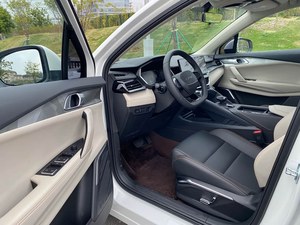 Auto Usado 2023 Lynk & Co 06 <span class=keywords><strong>Remix</strong></span> 1.5T PHEV Edición Pro 2022, Un Solo Dueño, Bajo Kilometraje, Título Limpio, SUV Híbrido - Product Image 4