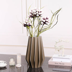 Vaso de mesa de flores de luxo para uso doméstico, vaso nórdico personalizado, decoração minimalista, decorativo moderno, vaso nórdico em couro - Product Image 3