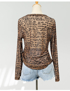 Versione floccata, maglietta a rete da donna, camicetta sottile con stampa di lettere, top trasparente traforato, t-shirt <span class=keywords><strong>nera</strong></span> a <span class=keywords><strong>maniche</strong></span> <span class=keywords><strong>lunghe</strong></span> - Product Image 2