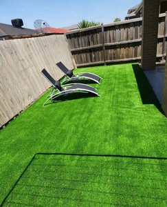 Césped Artificial de 4.0M de Ancho, 30mm de Altura de Pelo, Material PE, Fácil Instalación, Para Jardín, Estilo Moderno, Color Verde - Product Image 4