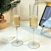 Verres à champagne et à cocktail cylindriques hauts de 175 ml en gros avec tiges transparentes, bordeaux et noires pour mariages, fêtes, hôtels et bars