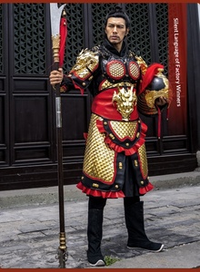 Daming Echo Ensemble complet d'armure chinoise à écailles de dragon, incluant casque, vêtements, accessoires de cinéma et de télévision, et kits de performance unisexes (gilet et short) ODM - Product Image 3