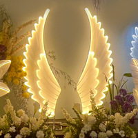 Metallene Engelsflügel Hochzeitsbühnen-Requisiten Leuchtende LED-Dekorationslichter Boden- und Gangbeleuchtung Riesige Flügellichter für Hochzeitshintergrund-Dekoration