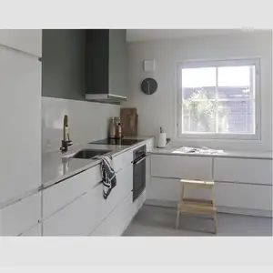 YAMAN Lemari Dapur Apartemen Kustom Los Angeles Desain Kabinet Hitam dan Putih