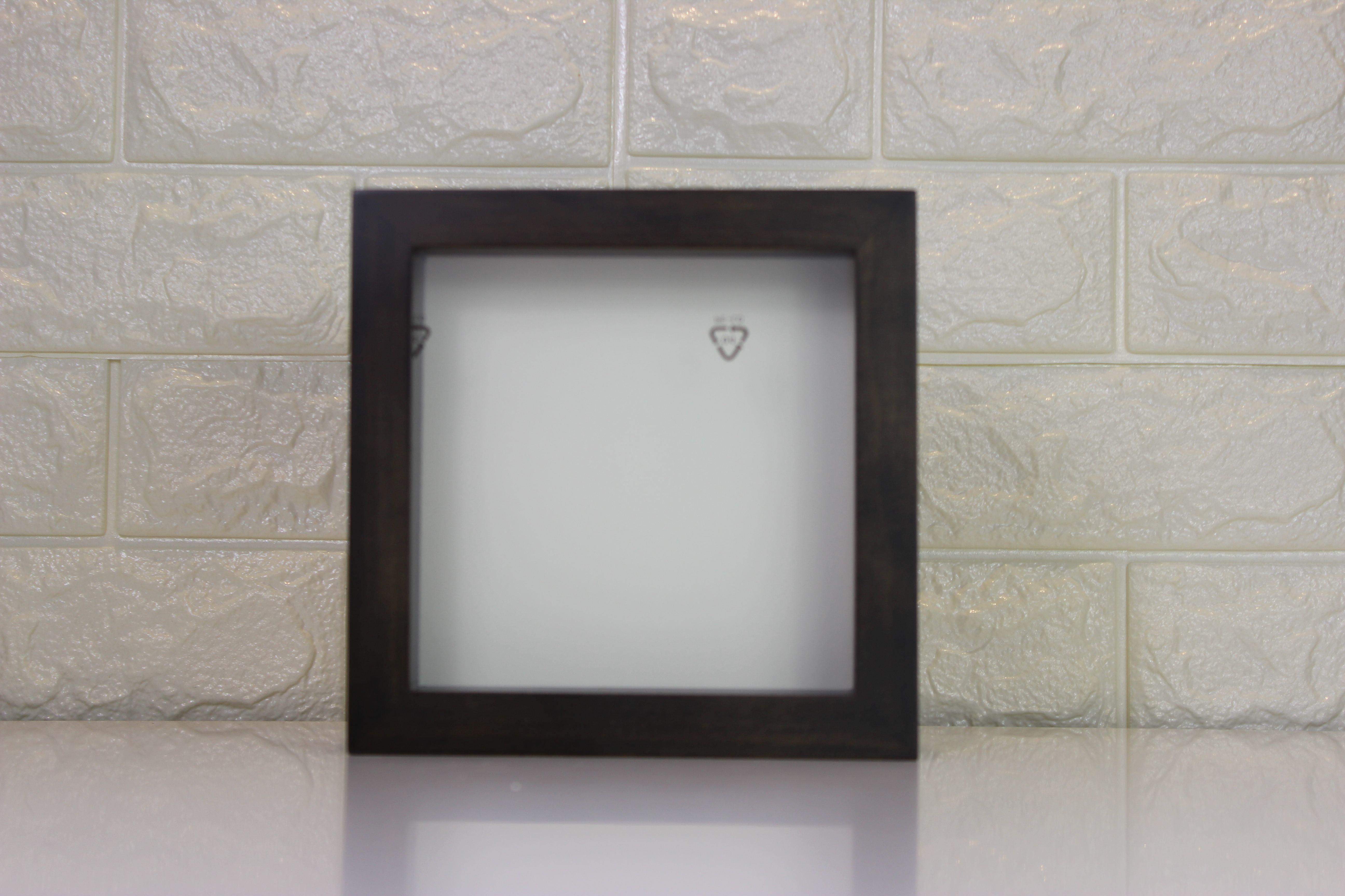 สีน้ำตาล