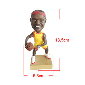 Design personnalisé <span class=keywords><strong>NBA</strong></span> joueur de basket-ball 3D résine artisanat figurine jouets en résine pour enfants Sculpture motif peinture Technique cadeaux - Product Image 5