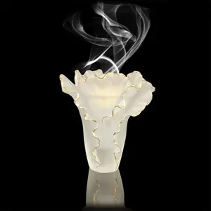 New design mini crystal bakhoor burner glass burner with a wavy gold line