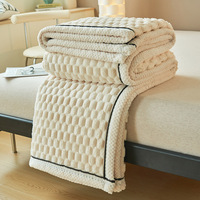 Chaude plaine épaissie flanelle chaude sieste couverture douce Double face lait velours couverture pour literie hiver