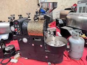 Torréfacteur à café commercial Fengda, capacité de 2 kg et 3 kg, avec enregistrement de données artisanal pour une utilisation professionnelle - Product Image 2