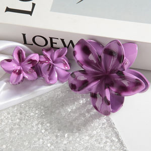 夏のビーチスタイルホリデーギフトHawaiianlプルメリアヘアクリップ滑り止めフラワーヘア爪クリップ女性用 - Product Image 3