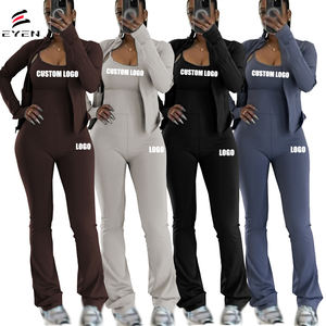 Vente en Gros Hiver Logo Personnalisé Survêtement 2 Pièces pour Femme Tenue Décontractée avec Haut Zippé Tendance et Pantalon Large - Product Image 1