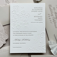 Invitations de mariage personnalisées avec enveloppes, cartes RSVP et cartes d'informations, possibilité de correction rapide du design et production rapide d'échantillons