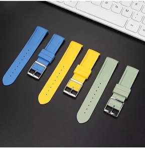 Grand stock de bracelets de montre universels en silicone 20MM compatibles Omega, remplaçables, sportifs et durables pour Moonswatch - Product Image 4