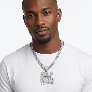 Chaîne cubaine Iced Out pour hommes, collier avec pendentif lettre alphabet personnalisé, bijoux hip-hop plaqué argent avec logo OEM - Product Image 1