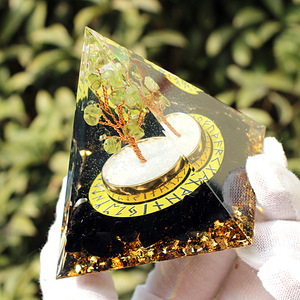 <b>Crystal</b> Epoxy Pyramid Olive <b>Tree</b> Rune Obsidian 6 Cm Feng Shui Desktop Ornament European Style Home Decor - Product Image 3