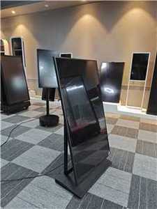 Écran d'affichage numérique portable de 55 pouces, léger (28 kg), en verre trempé, avec WiFi et Bluetooth, pour promotion en centre commercial - Product Image 4