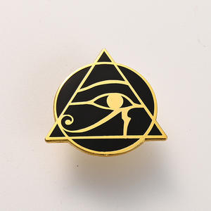 Ägyptisches Auge von Horus Schwarz und Gold Farbe Mode Emaille Anstecknadel Benutzer definierte personal isierte mysteriöse Kleidung harte weiche Emaille Pins - Product Image 2
