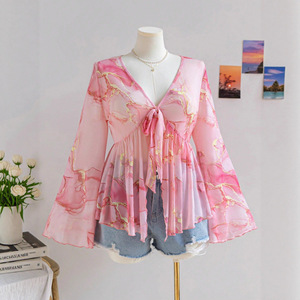 Top da <span class=keywords><strong>donna</strong></span> con scollo a V in rete stampata, stile vacanza, modello europeo-americano <span class=keywords><strong>Bell</strong></span> - Product Image 2
