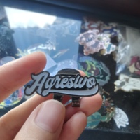 Épingles de revers en métal plaqué or et argent de haute qualité, personnalisées, thèmes Anime et Sport, avec impression émail et sérigraphie, clips pour chapeaux moulés sous pression