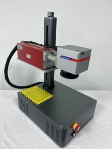 Máquina de Marcado Láser UV de Escritorio, Refrigerada por Agua, Control EZCAD, Compatible con Formatos DXP/DWG/AI/PLT para Metales, Madera, Plásticos y Cuero - Product Image 1