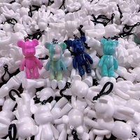 Offre Spéciale pas cher Graffiti fluide Violence ours porte-clés Kit PVC résine Animal modèle Sculpture pour artisanat