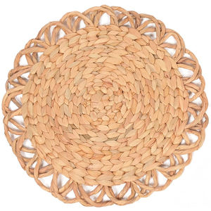 Manteles Individuales Redondos de Bambú Tejido con Forma de Flor, Reutilizables, Ecológicos, Estilo Boho, a Precio Económico para Comedor - Product Image 1