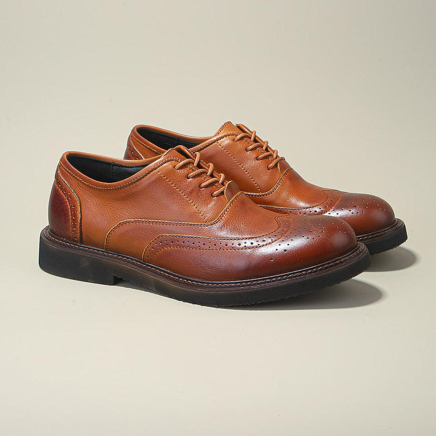 สีน้ำตาล