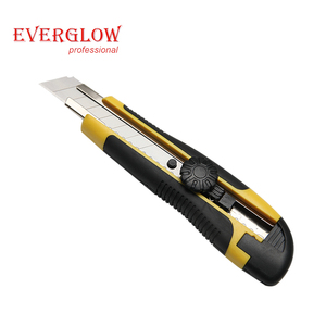 <span class=keywords><strong>Couteau</strong></span> utilitaire artisanal de 18 mm à prix raisonnable, mignon et tendance, avec manche en plastique et lame en acier au carbone - Product Image 5