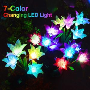 Lampes solaires LED d'extérieur pour jardin avec de grandes fleurs de lys, étanches IP67, 7 couleurs changeantes, décoration de patio et de cour, cadeau pour maman - Product Image 2