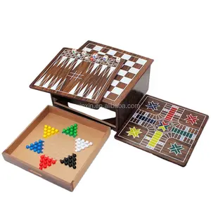 Mehrere kombinationen 15 in 1 holz backgammon spiel mit checker poker domino würfel ludo und schach brettspiel set