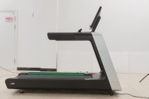 Nuevas Tendencias, Precio Económico, Inclinación Automática del 20%, Novedad 2025, Nuevo Diseño, Caminadora Profesional para Gimnasio con Pantalla Grande - Product Image 3