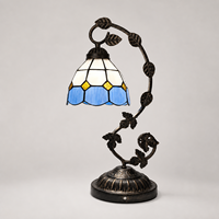Lampe de table LED sans fil rechargeable à intensité variable avec abat-jour en verre teinté vintage et tige en forme de vigne antique
