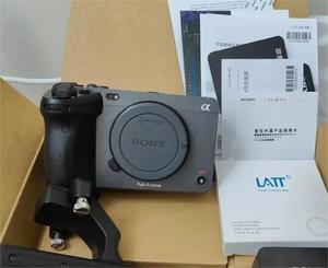 Caméra de cinéma professionnelle 4K plein format DF Wholesale, idéale pour l'action et le sport, modèle ILME-FX3 - Product Image 5