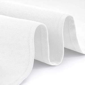 DB Lot de 2 nappes blanches classiques 90x132 pouces 200 GSM résistantes aux taches et aux plis pour tables rectangulaires de 6 pieds pour la maison et les hôtels - Product Image 3
