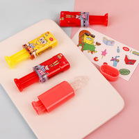 Sucettes Gélifiées aux Fruits Crazy Hair Liquid Candy pour Enfants, Saveurs Fruits Aigres, Yaourt et Menthe, Disponibles en Bouteilles et Sachets pour la Vente en Gros