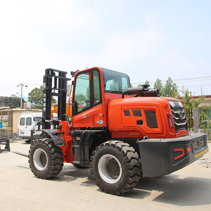 מלגזה דיזל TengDa T50 5 טון 4X4 הידראולית לשטח קשה עם גובה מזלג 3 מטר לשימוש חקלאי - Product Image 5