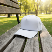 Op maat gemaakte blanco touwhoed 5-delige geperforeerde performance cap lasergesneden wit verstelbare snapback groothandel OEM lage minimale bestelhoeveelheid