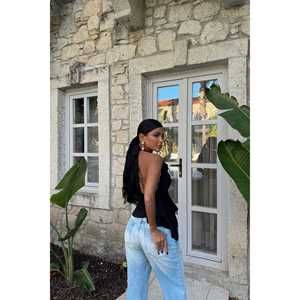 Top Corto con Detalle de Rosa Negra para Mujer, Camisetas sin Mangas para Mujer - Product Image 3