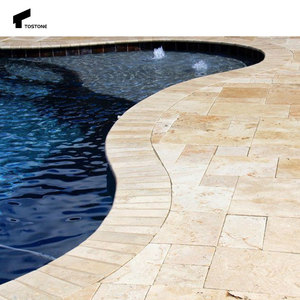 Bordatura <span class=keywords><strong>in</strong></span> Travertino Durevole Tostone per Piscine, Terrazze e Passerelle Esterne - <span class=keywords><strong>Pietra</strong></span> per Pavimentazione Grigia Premium - Product Image 2