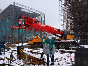 SAC1300T 130 Ton Gru per autocarri fuoristrada 72m altezza di sollevamento 338KW motore pompa motore cuscinetto cambio Evangel per la costruzione - Product Image 6