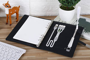 Meilleure vente personnalisée 5000mAh 8000mAh 10000mAh 20000mAh mAh <span class=keywords><strong>chargeur</strong></span> rapide bloc-notes avec câble USB Logo LED pour les entreprises - Product Image 5