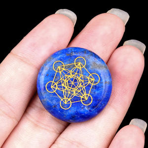 Juego de cristales curativos de alta calidad, siete piezas, Chakra grabado, 25mm, símbolos de Reiki Usui, artesanía de piedras preciosas semipreciosas de la <span class=keywords><strong>suerte</strong></span> Natural - Product Image 5