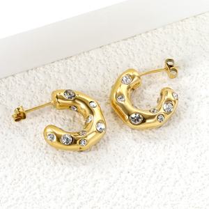 Pendientes de Aro Irregulares de Acero Inoxidable con Baño de Oro de 18K y Circonitas Cúbicas para Mujer - Product Image 3