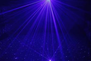 Lámpara de cielo estrellado de cuatro agujeros DMX512, luces de escenario, efecto de haz láser RGB, luz de escenario, proyector láser activado por sonido, espectáculo de iluminación - Product Image 5