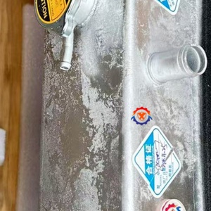 Pièce d'excavatrice PC350-8, réservoir d'eau de l'excavatrice, radiateur 207-03-75121 207-03-75120 de haute qualité - Product Image 4