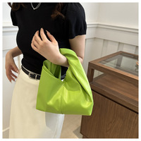 Sac à main de style personnalisé pour femmes Sac à main de couleur unie de luxe Sacs à main et sacs à main souples pour dames à la mode