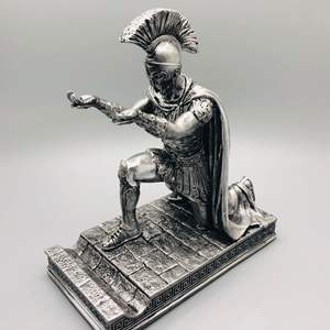 Organizador de escritorio para teléfono móvil, soporte de pluma de caballero, decoración de resina para oficina, pantalla, Rome Armor Hero - Product Image 5