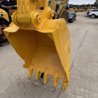 Excavatrice compacte Komatsu PC55MR -2 -3 à bras court et zéro déplacement arrière pour travaux en espace restreint CE