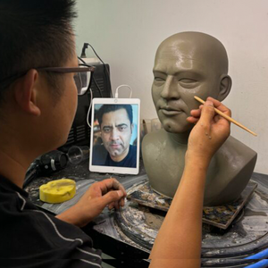 หน้ากากซิลิโคนนุ่มรูปทรงชายชรา สำหรับใช้เป็นอุปกรณ์ประกอบฉากภาพยนตร์ ยืดหยุ่น<span class=keywords><strong>สูง</strong></span> ใช้ซ้ำได้ พร้อมผมปลอมและเคราเสมือนจริง - Product Image 1